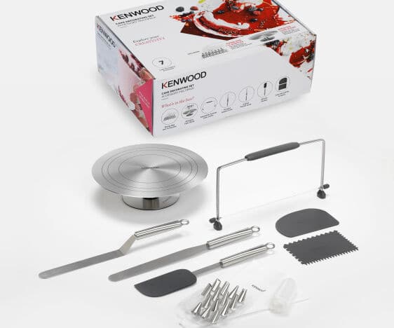 Professional cake decorating outlet set