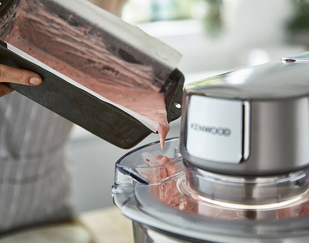 Kenwood Chef Mixer ⋆ Time Machine Hobby